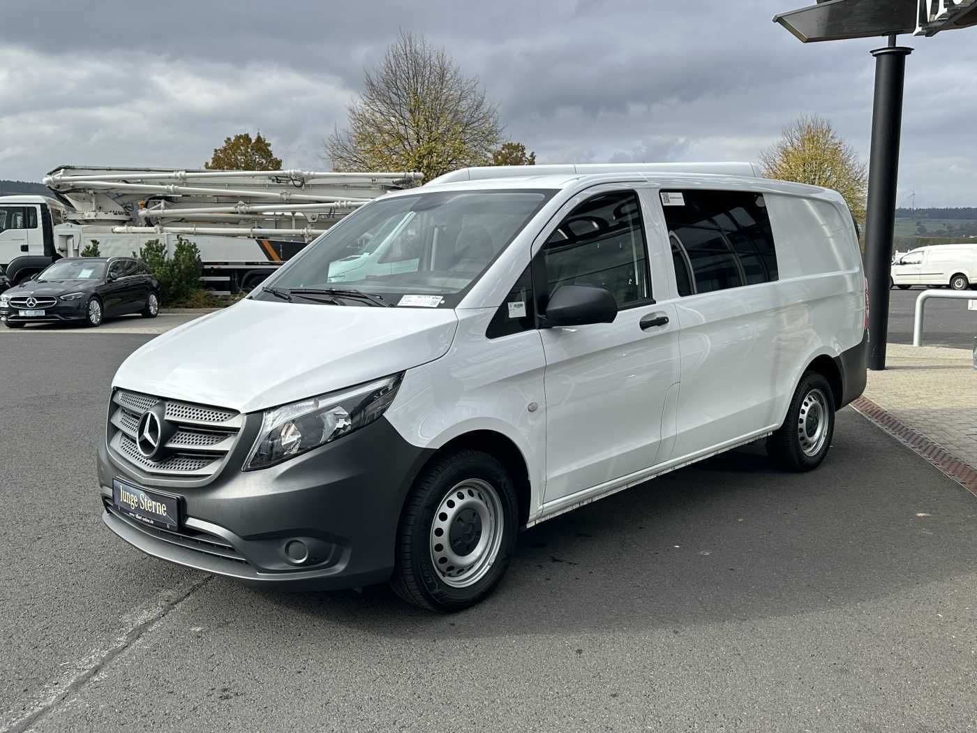Fahrzeugabbildung Mercedes-Benz Vito 114 CDI Mixto Klima Kamera AHK Leder SHZ