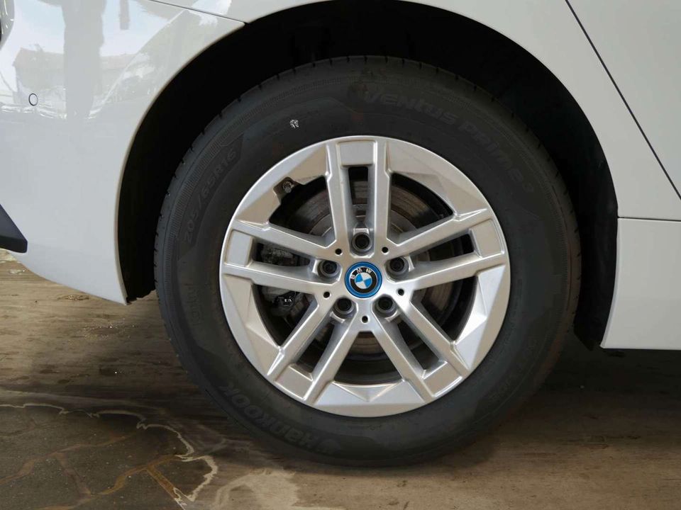 BMW 225 Active Tourer - Bild 8