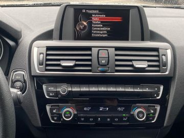 Bild 18 BMW 118 i Lim. Adv. *AT*SHZ*LED*KLIMAAUTO*PDC v+h*