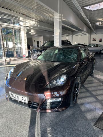 Porsche Panamera 4 S