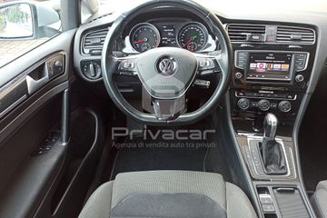 Volkswagen Golf - 11