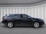 Skoda Octavia SCOUT 1.5eTSI*StandHzg HeadUp ACC R-Kam - Skoda Octavia Scout mit Benzin-Antrieb