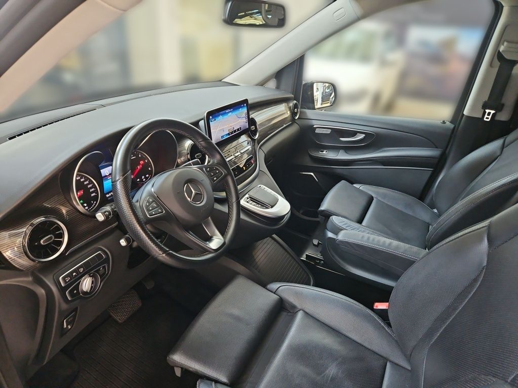 Fahrzeugabbildung Mercedes-Benz V 250 EAV lang 4x4 Tisch Standhzg Sitzbelüftg AH