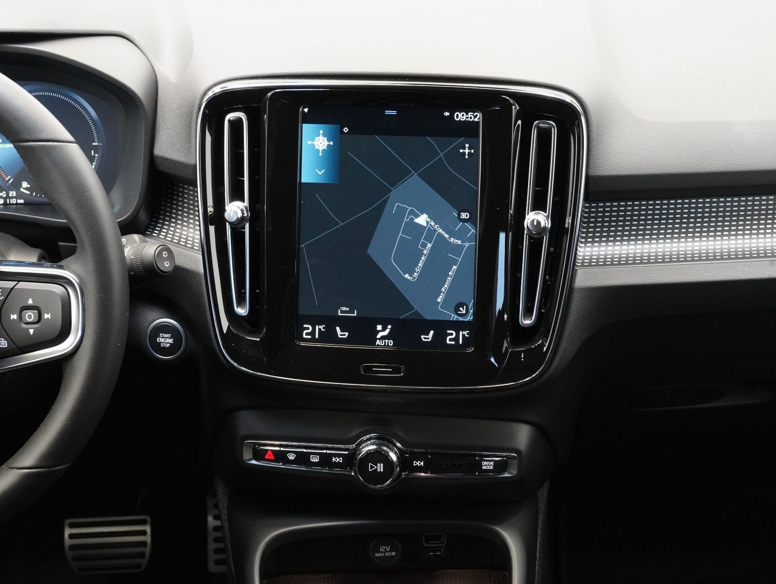 Fahrzeugabbildung Volvo XC40 T5 Recharge Plug-In R Design ACC/KAMERA/AHK