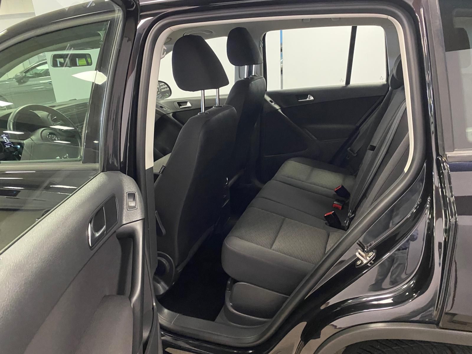 Fahrzeugabbildung Volkswagen Tiguan 1.4 16V TSI 1390 ccm Trend & Fun+AHK+ALU+