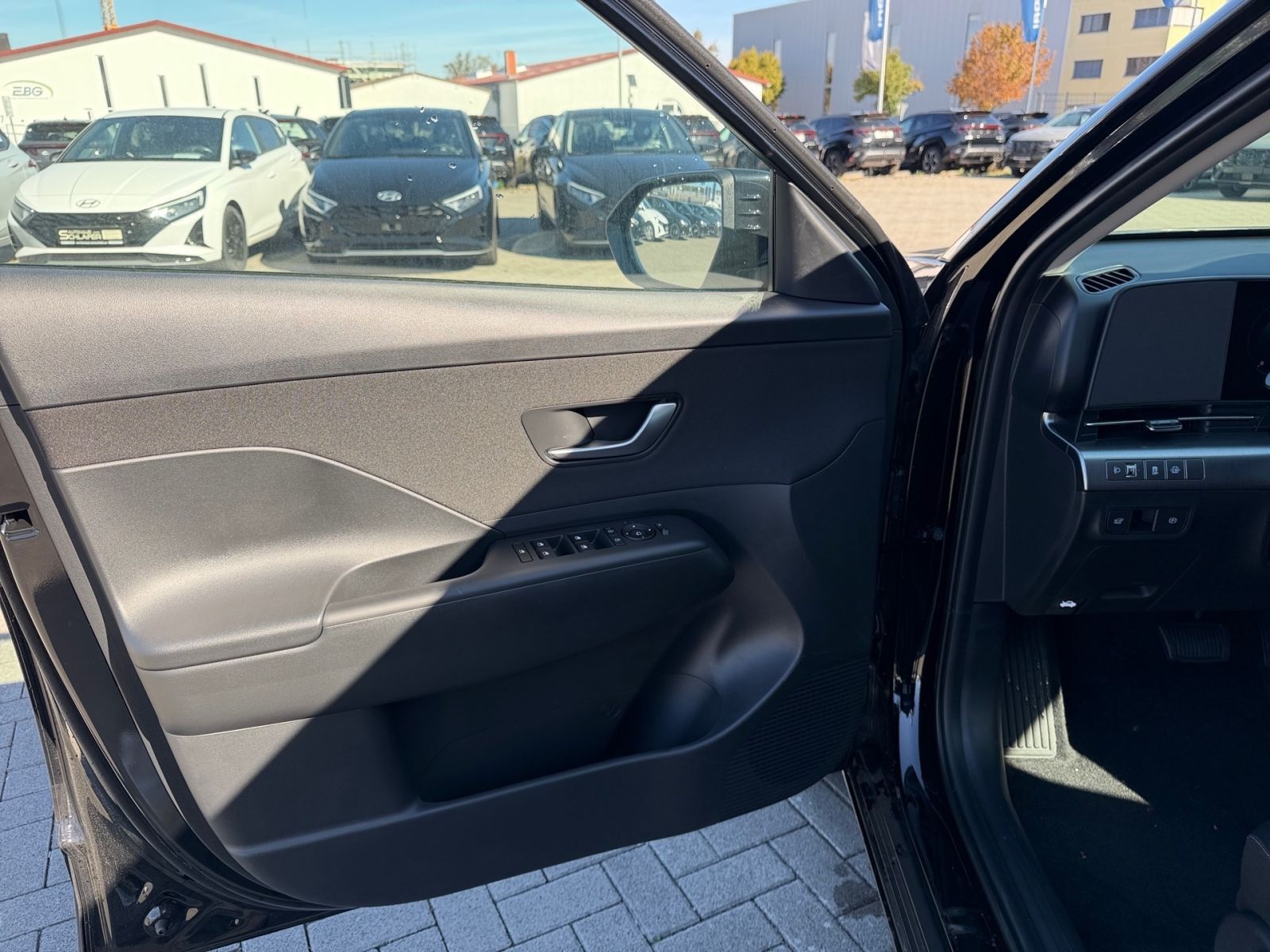 Fahrzeugabbildung Hyundai KONA 1.6 GDI Trend Hybrid el. Heckklappe