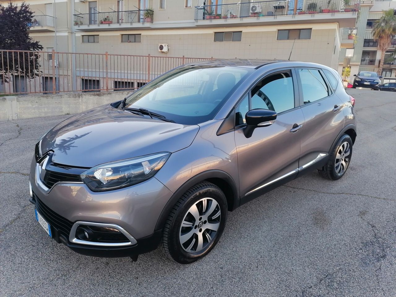 RENAULT Captur