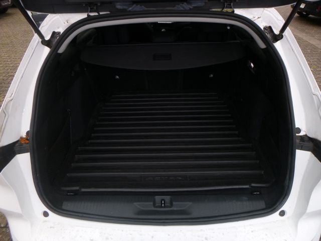 Astra L ST Business Edition Diesel