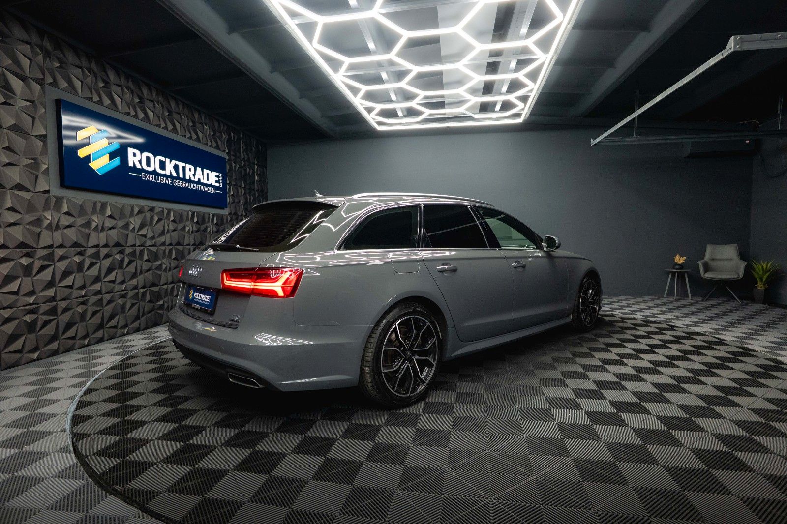 Fahrzeugabbildung Audi A6 Avant 3.0 TDI quattro Competition MTM 380PS