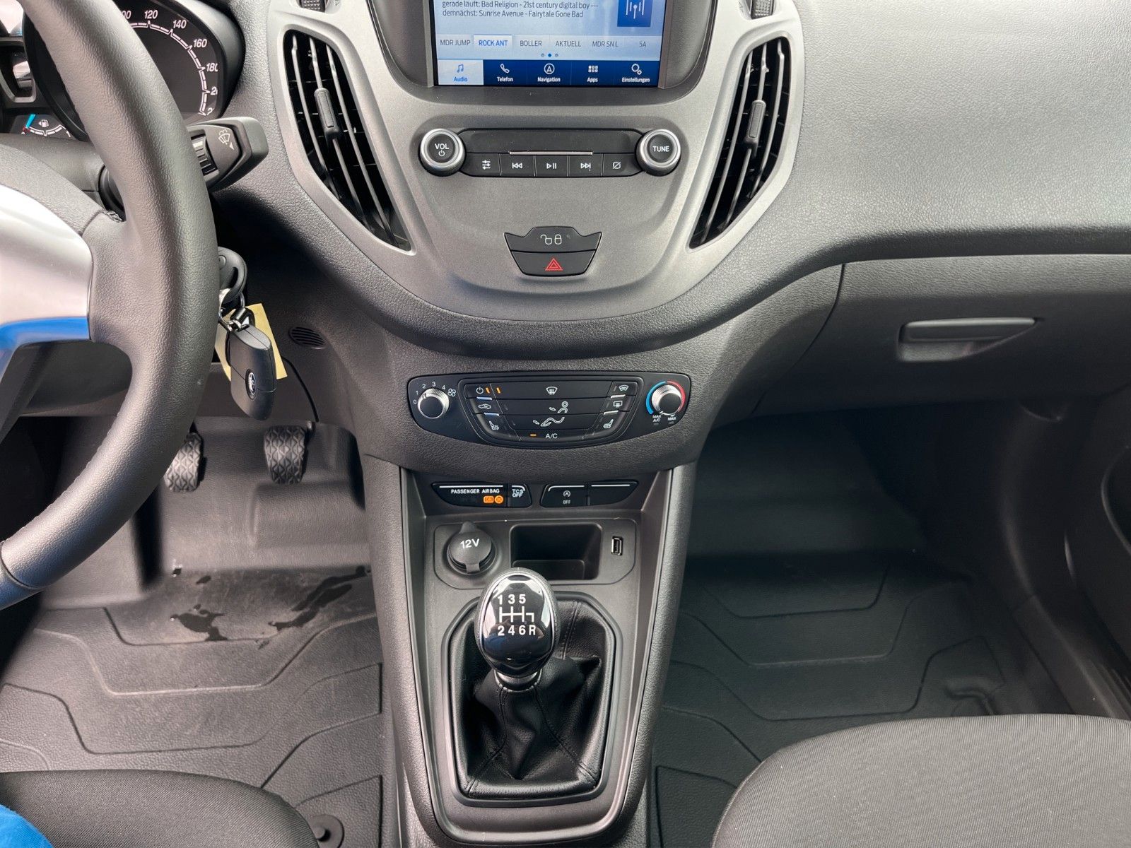 Fahrzeugabbildung Ford Transit Courier Trend