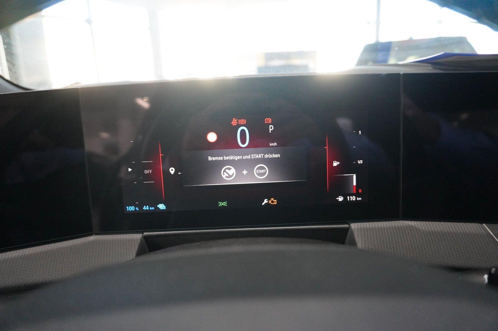 Fahrzeugabbildung Opel Astra L Lim. 1.6 HYBRID GS SPORT NAVI/360°/SPORT