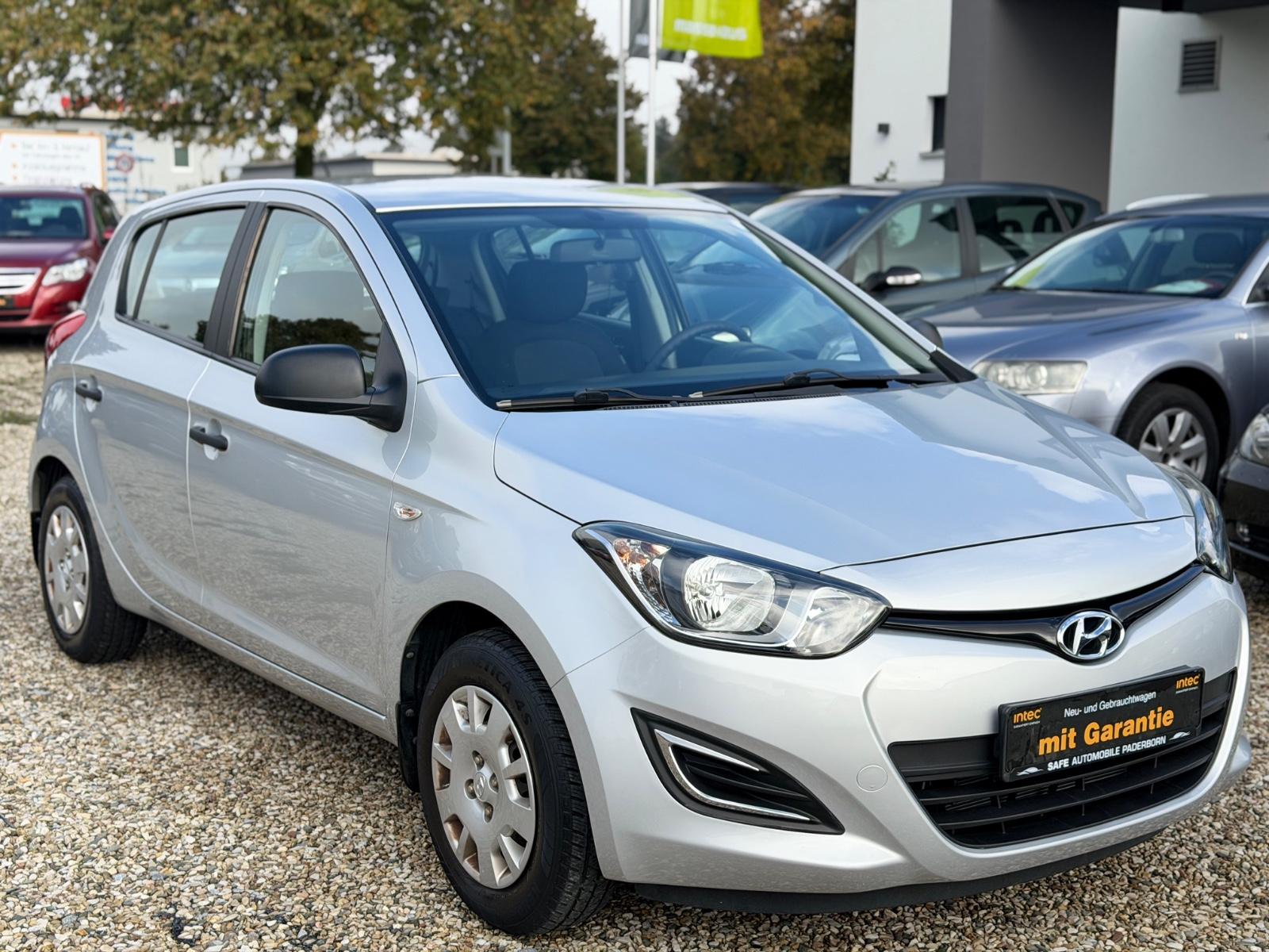 Hyundai i20 Classic* 1.Hand*Scheckheft*TÜV Neu