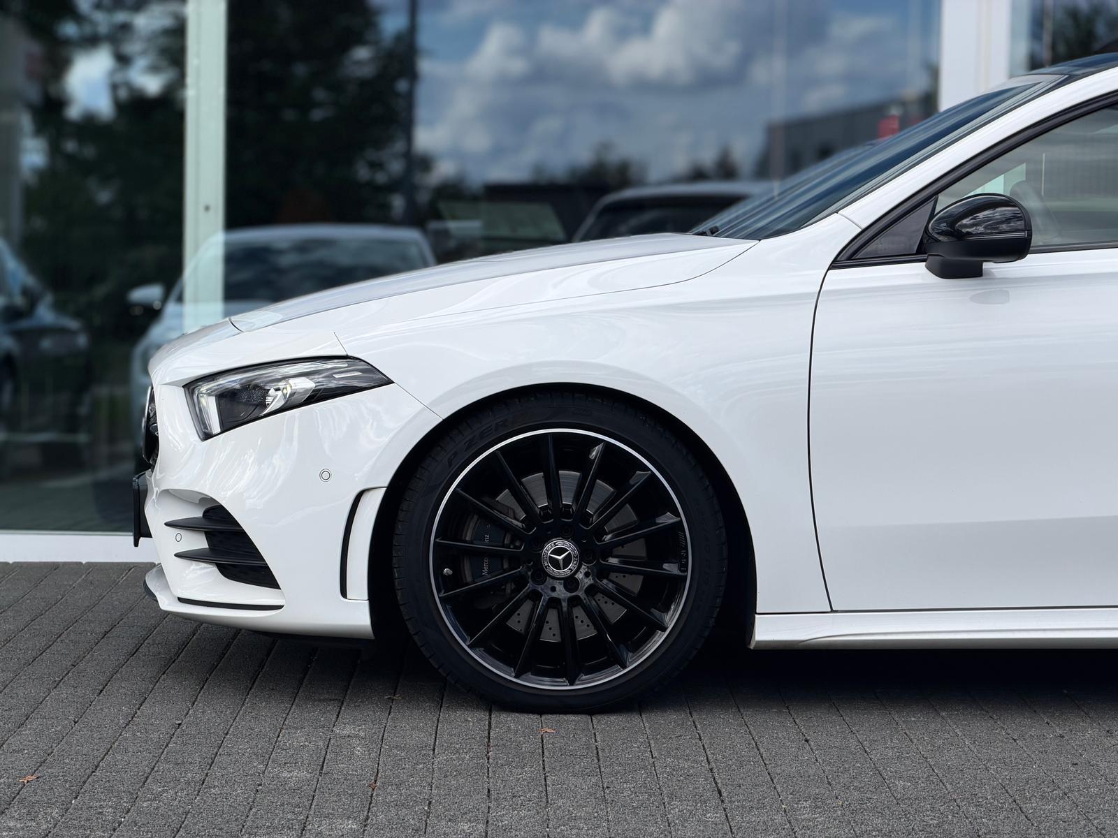 Mercedes-Benz A250*AMG*AHK*Digital*Ambiente*Pano*LED*Alcantara
