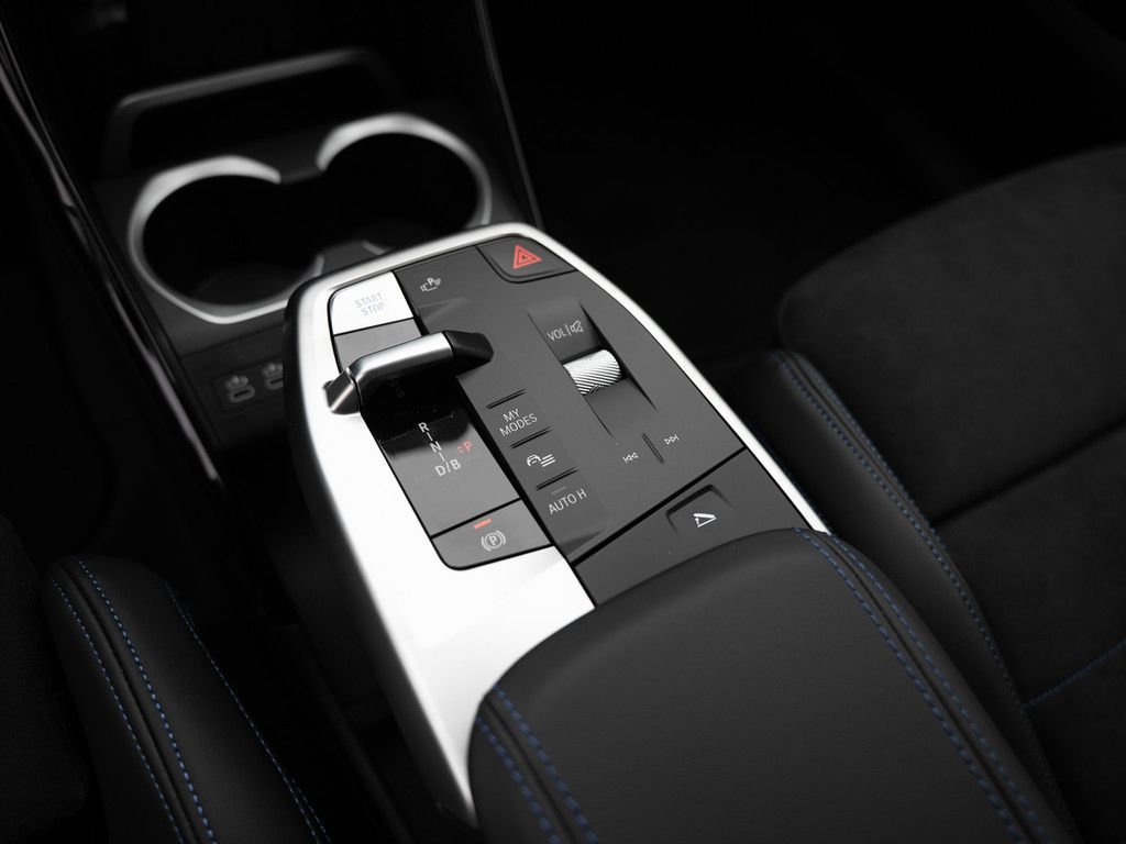 BMW iX1 - Bild 14