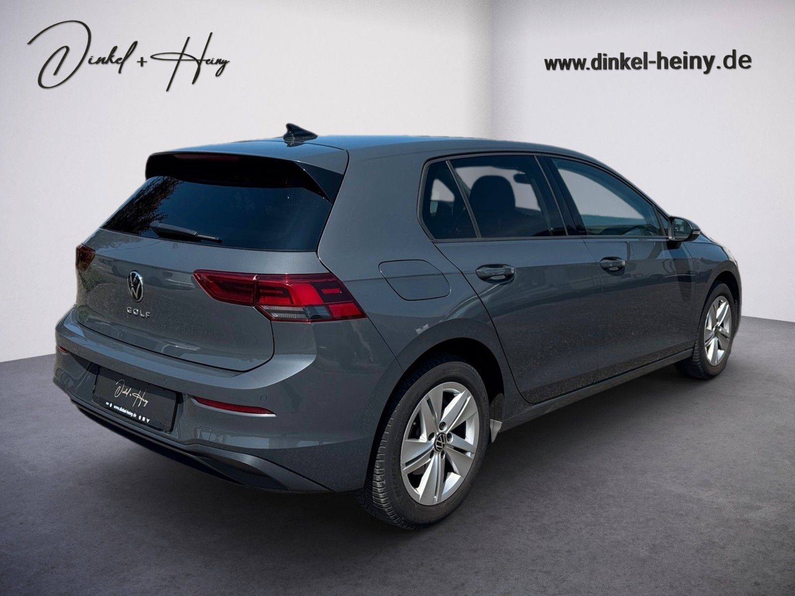 Fahrzeugabbildung Volkswagen Golf VIII Lim. Life 1.5 TSI