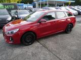 Hyundai i30 cw Family + - Hyundai i30 Gebrauchtwagen in Düsseldorf