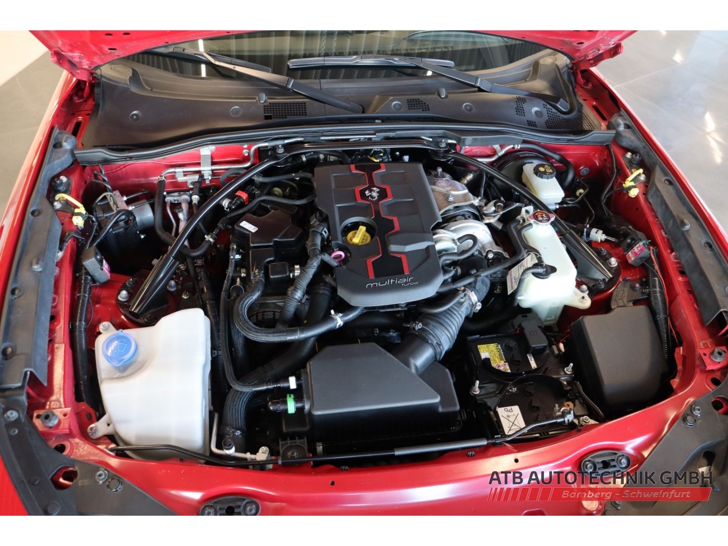 Fahrzeugabbildung Abarth 124 Spider 1.4 MultiAir Turbo Nr. 624 BOSE Faltd