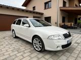Skoda Octavia Combi 2.0 RS - TÜV neu - Skoda Octavia aus 2008: RS