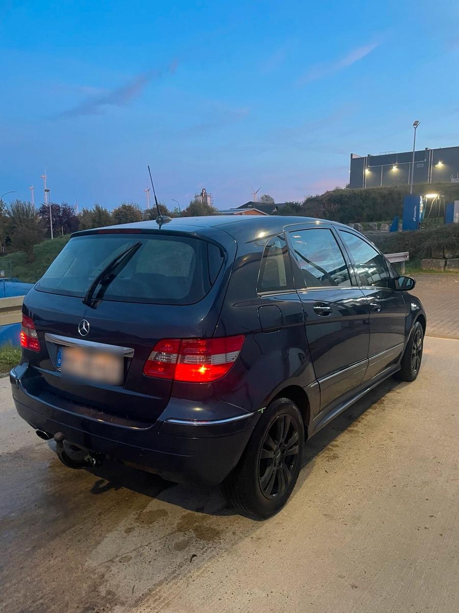 Mercedes-Benz B 150
