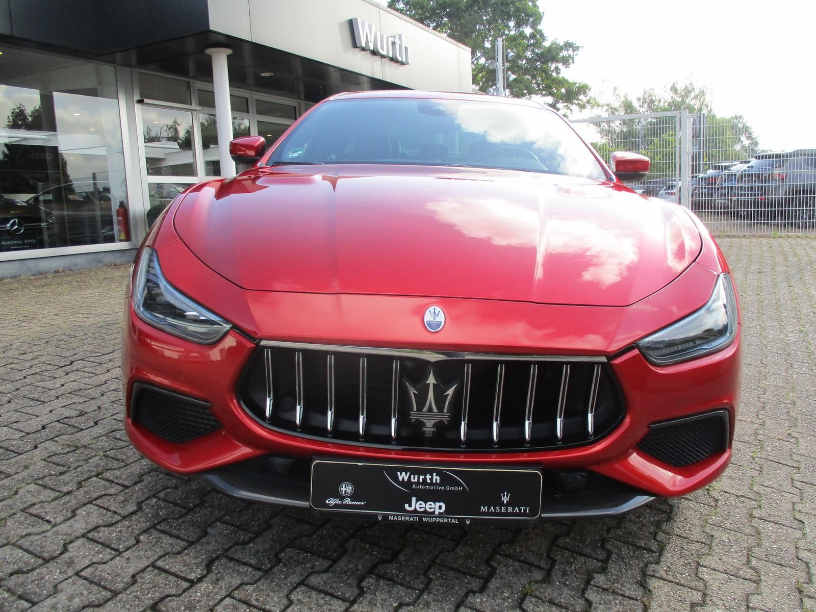 Maserati Ghibli Trofeo 3,8 V8 Rosso Magma Fuoriserie foto 2