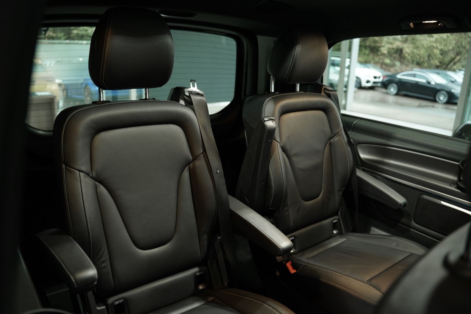 Mercedes Benz V 300