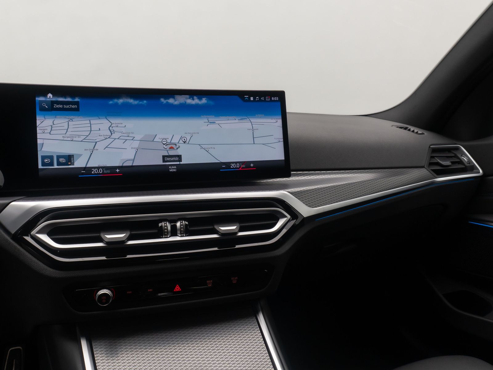 Fahrzeugabbildung BMW 330e xD M Sport HUD DAB Kamera Komfort 18Zoll