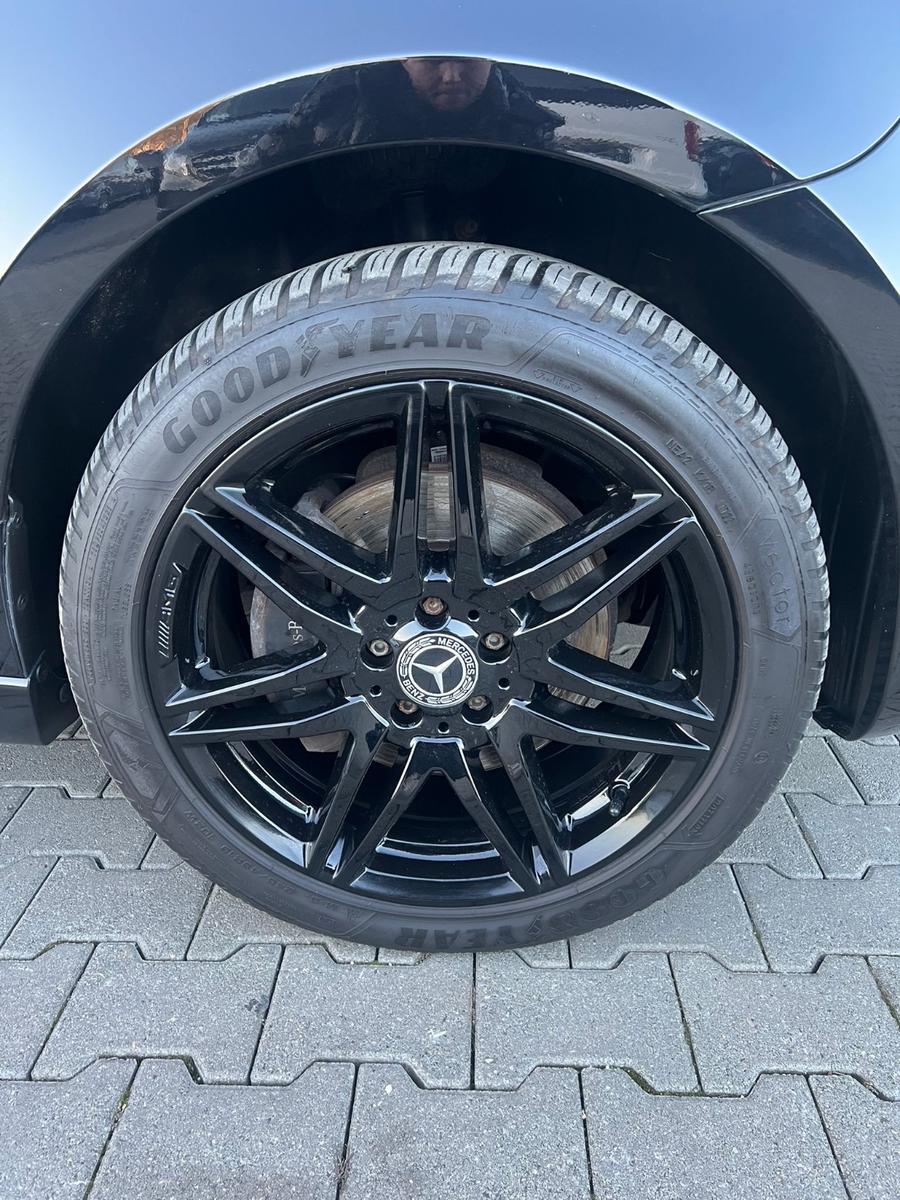 Mercedes-Benz V250 4M LANG AMG-LINE PANORAMA LEDER AHK EL.TÜRE