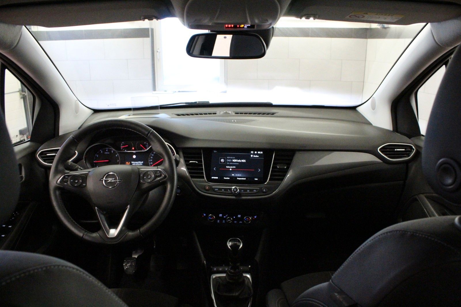 Fahrzeugabbildung Opel Crossland Ultimate 1.2 Turbo