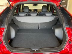 Fahrzeugabbildung Mitsubishi Eclipse Cross Plus 2.4 l MIVEC PHEV 4WD