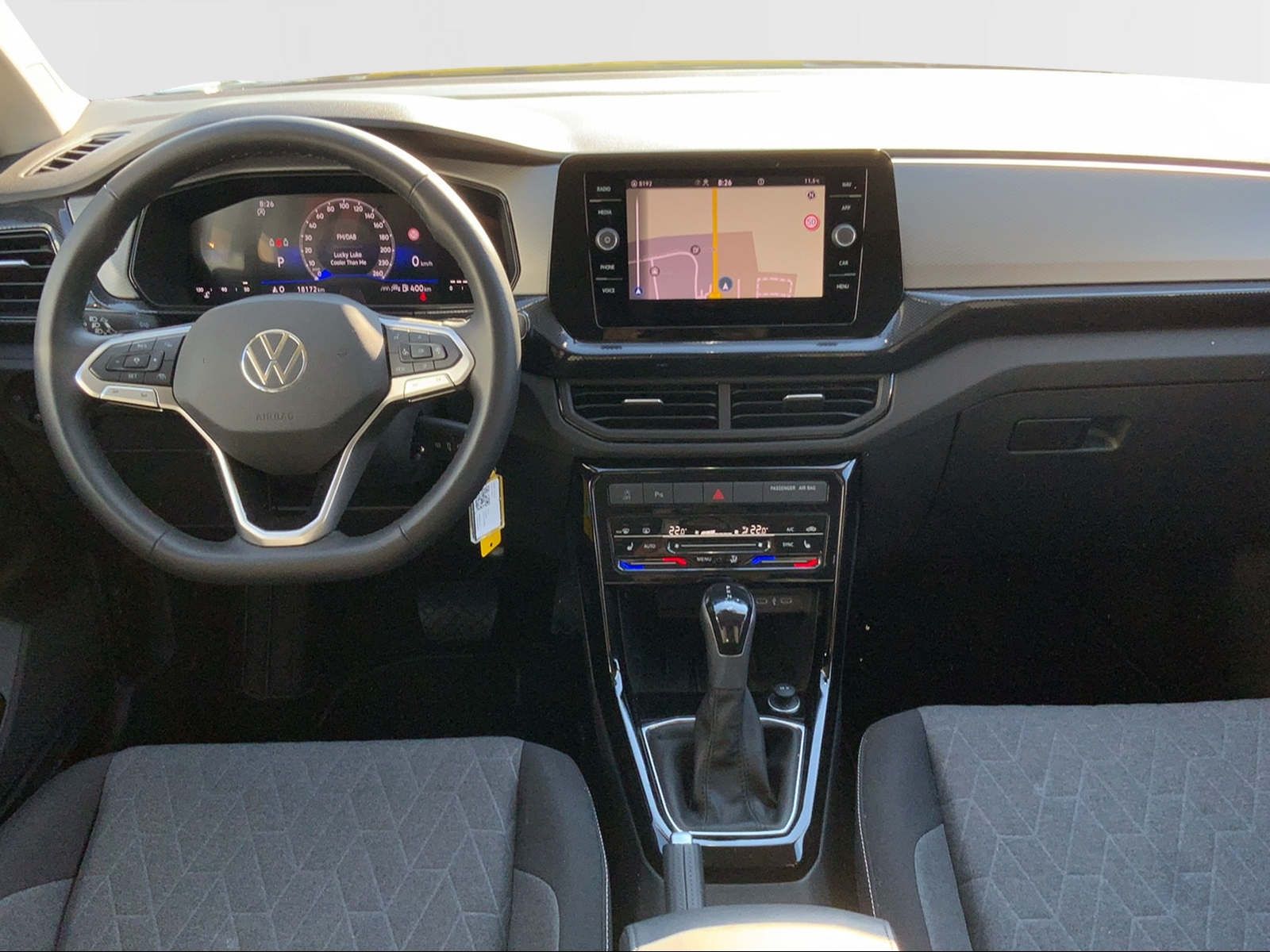T-Cross 1.0 TSI Life SHZ, NAV, RFK, LED.