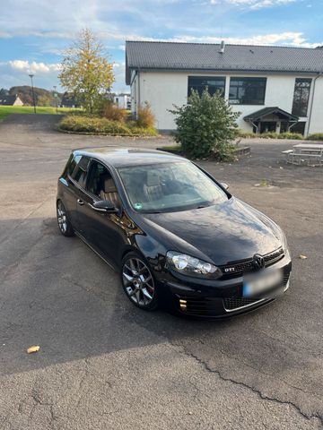 Volkswagen Golf 6 GTI