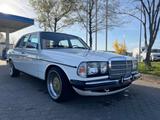 Mercedes-Benz W123___230E /  Winterangebot - Mercedes-Benz 230: 230e W123
