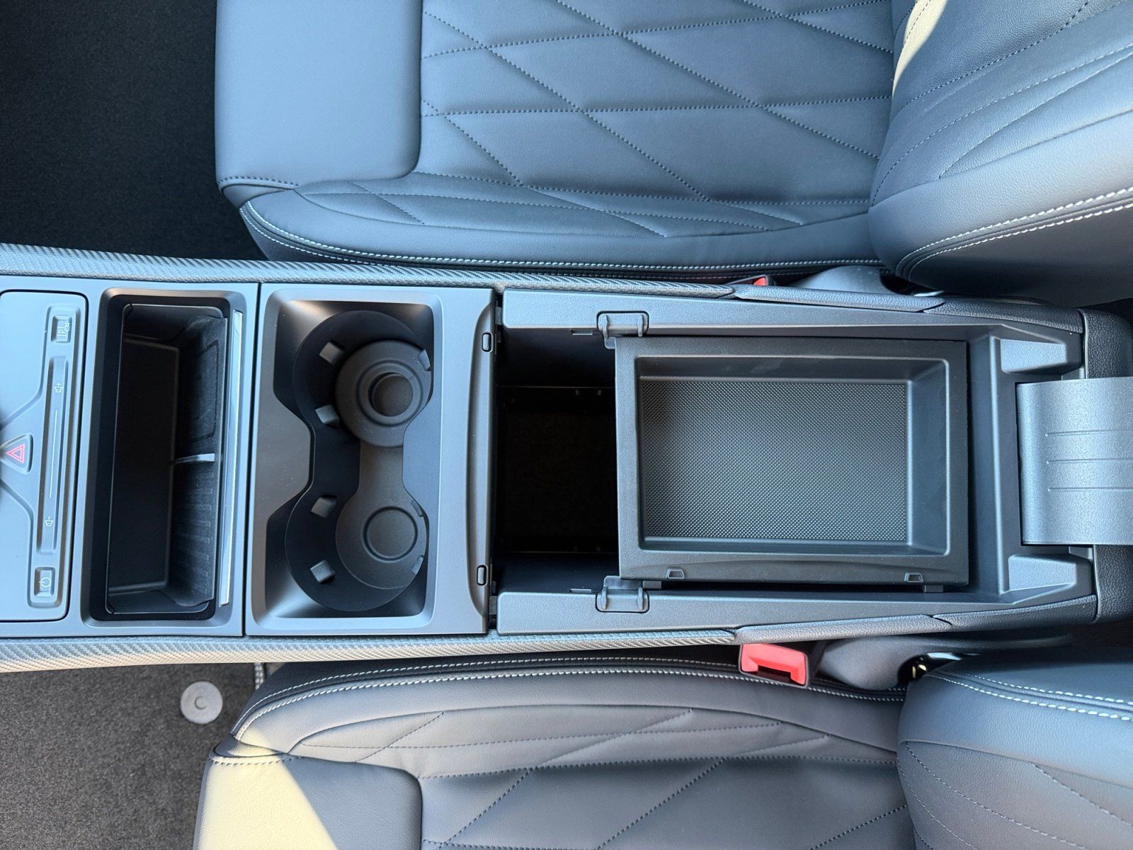 Ford Explorer - Bild 18