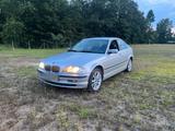 BMW E46 325xi, Bj. 2001, 164 tkm - BMW 325 aus 2001: 325xi