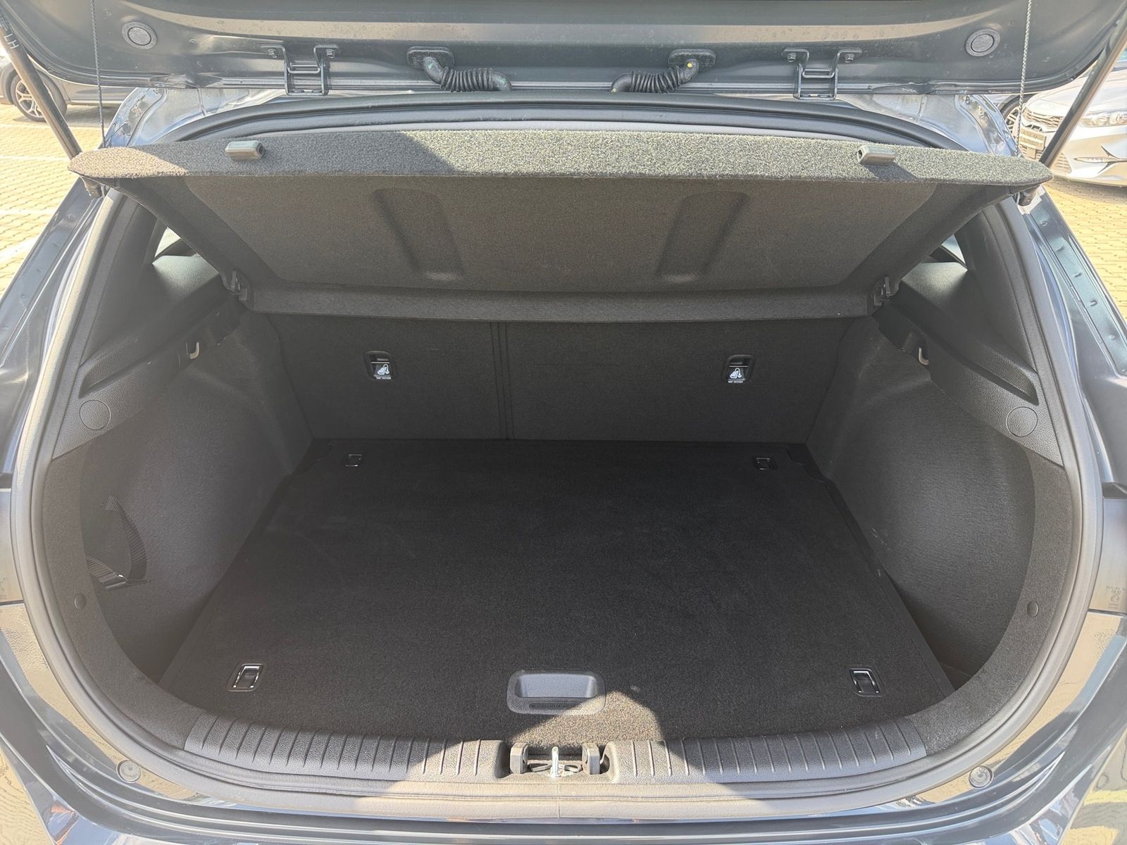 Fahrzeugabbildung Kia CEED_5 1.5T 140 DCT7 VISION KOMF+ (NAV)