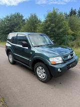 Mitsubishi Pajero 3.2 DI-d 160PS - Mitsubishi aus 2003