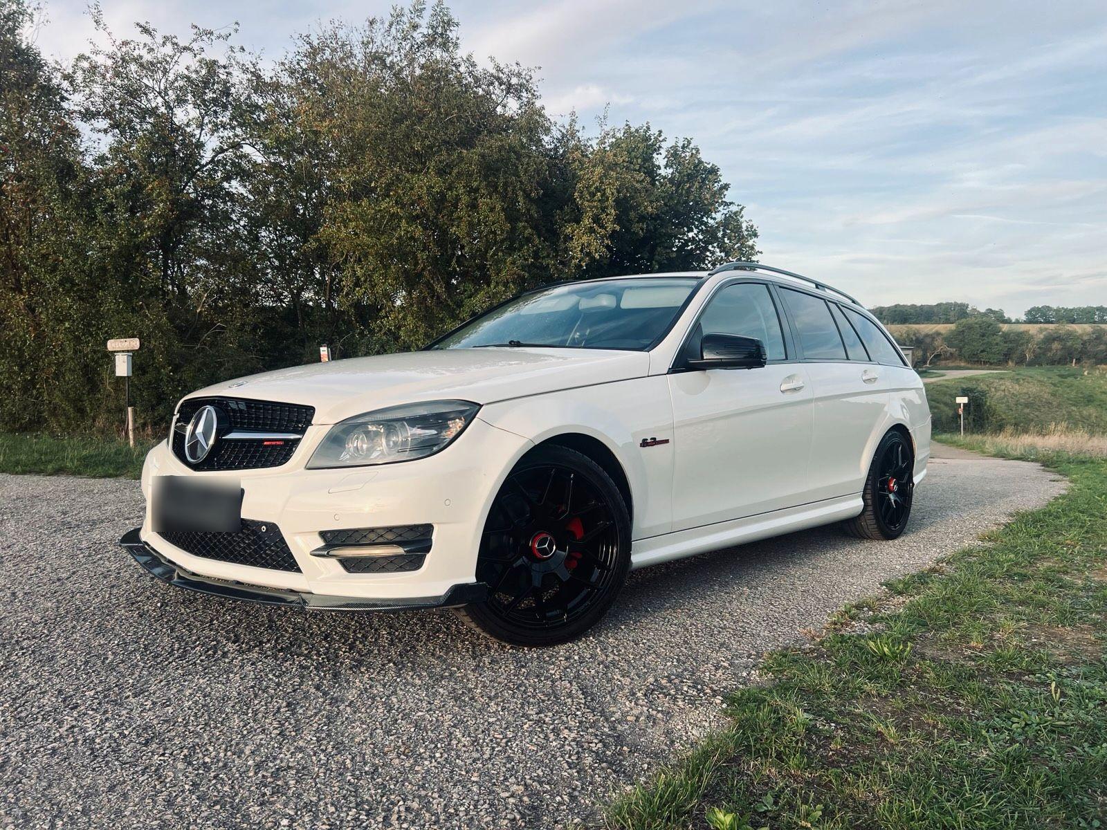 Mercedes-Benz C 63 AMG