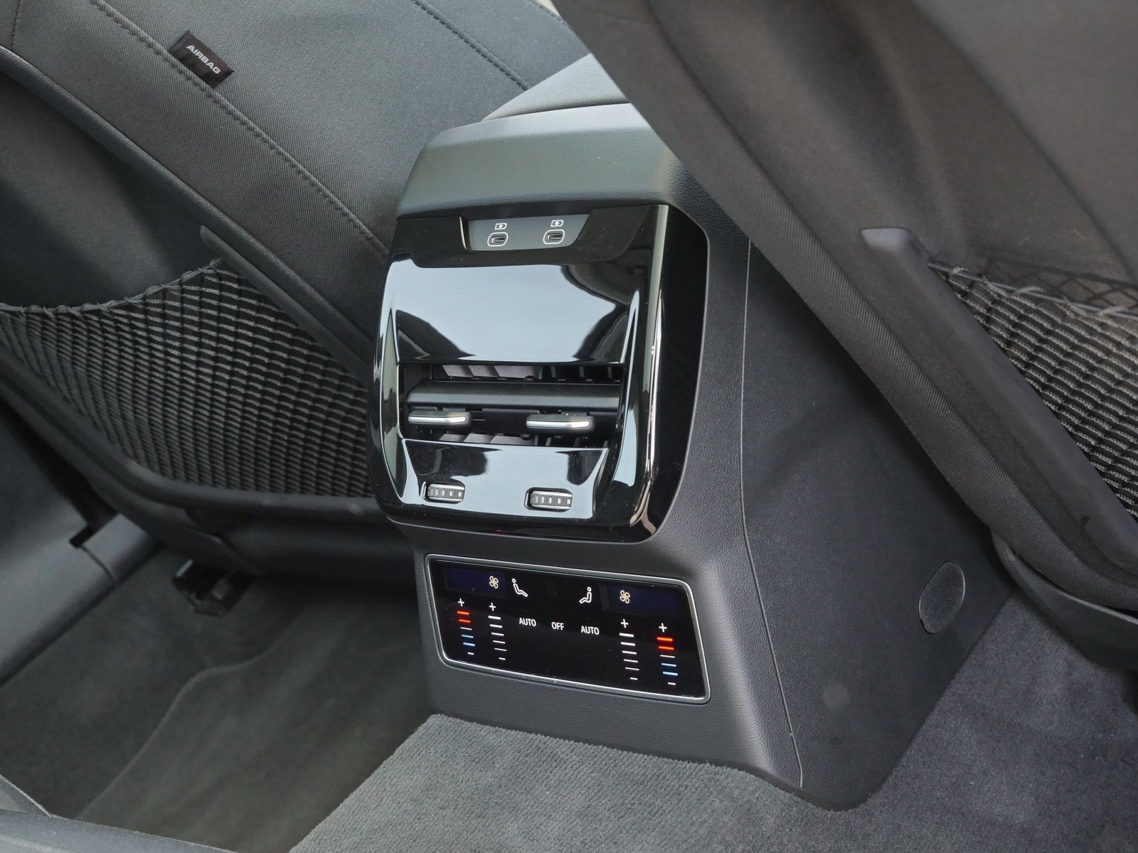Audi A6 - Bild 17