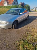 Audi A4 1.8 - - Audi A4 aus 2000: 1.8