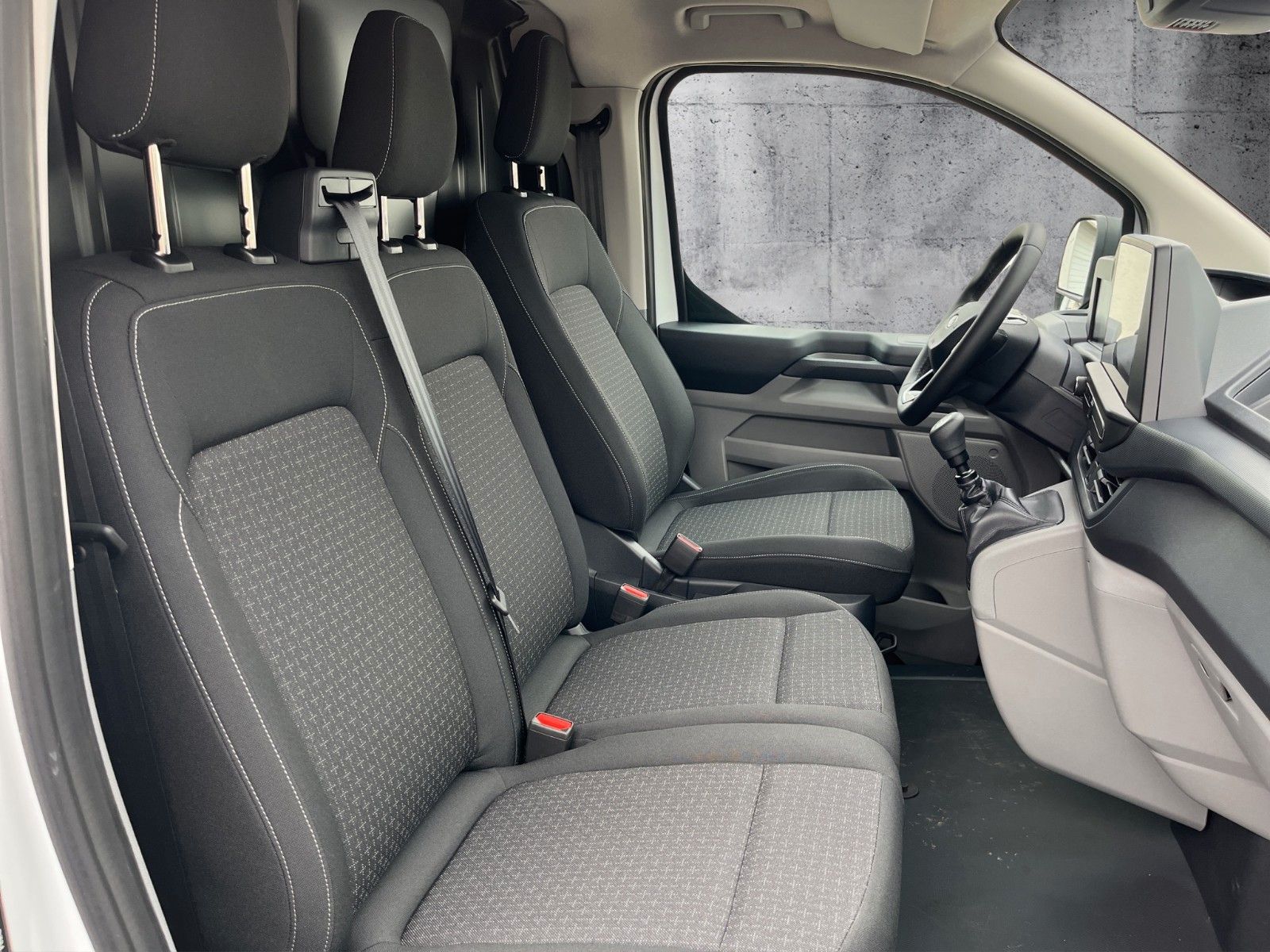 Fahrzeugabbildung Ford Transit Custom Kasten 300 L1 Trend FWD