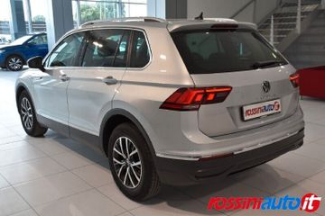 Volkswagen Tiguan - 4