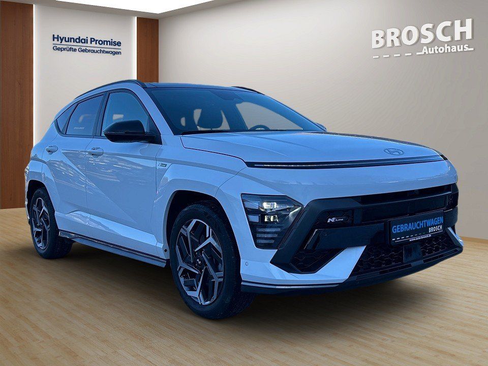 Fahrzeugabbildung Hyundai KONA 1.6T AT 4WD NLINE ULTIMATE-P GLASDACH BOSE+