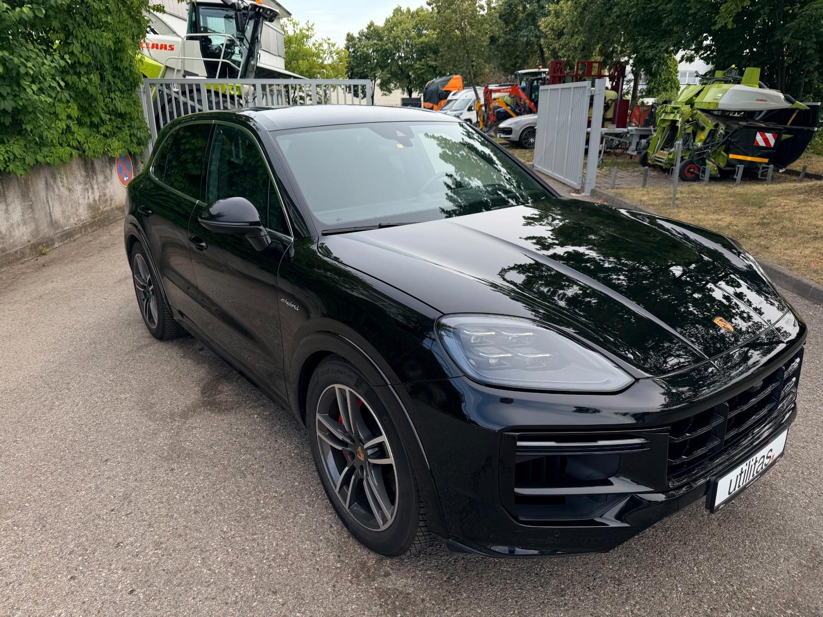 Porsche Turbo E-Hybrid SportDesign BOSE Matrix