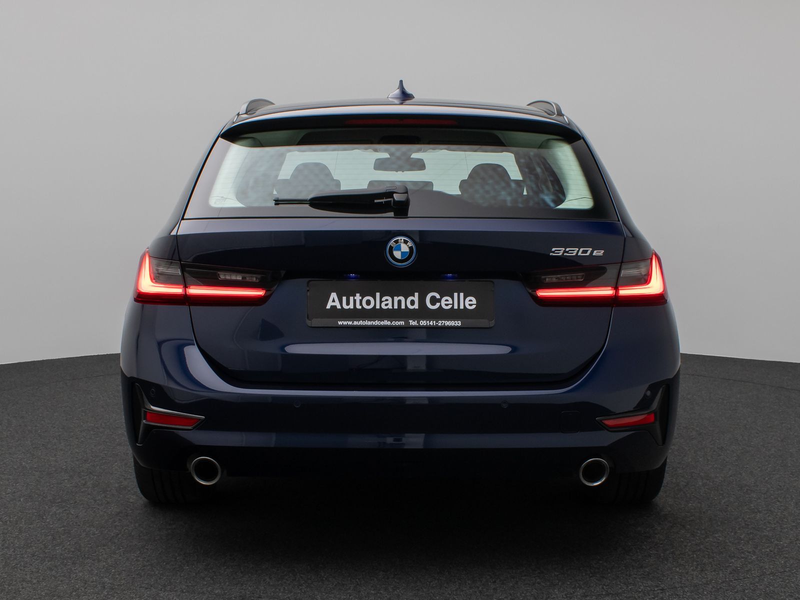 Fahrzeugabbildung BMW 330e Laser HUD DAB PDC Stop&Go Komfort Alarm