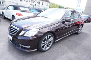 Mercedes E 300 - 4