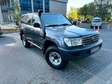 Toyota Land Cruiser HZJ105 - Toyota: Hzj