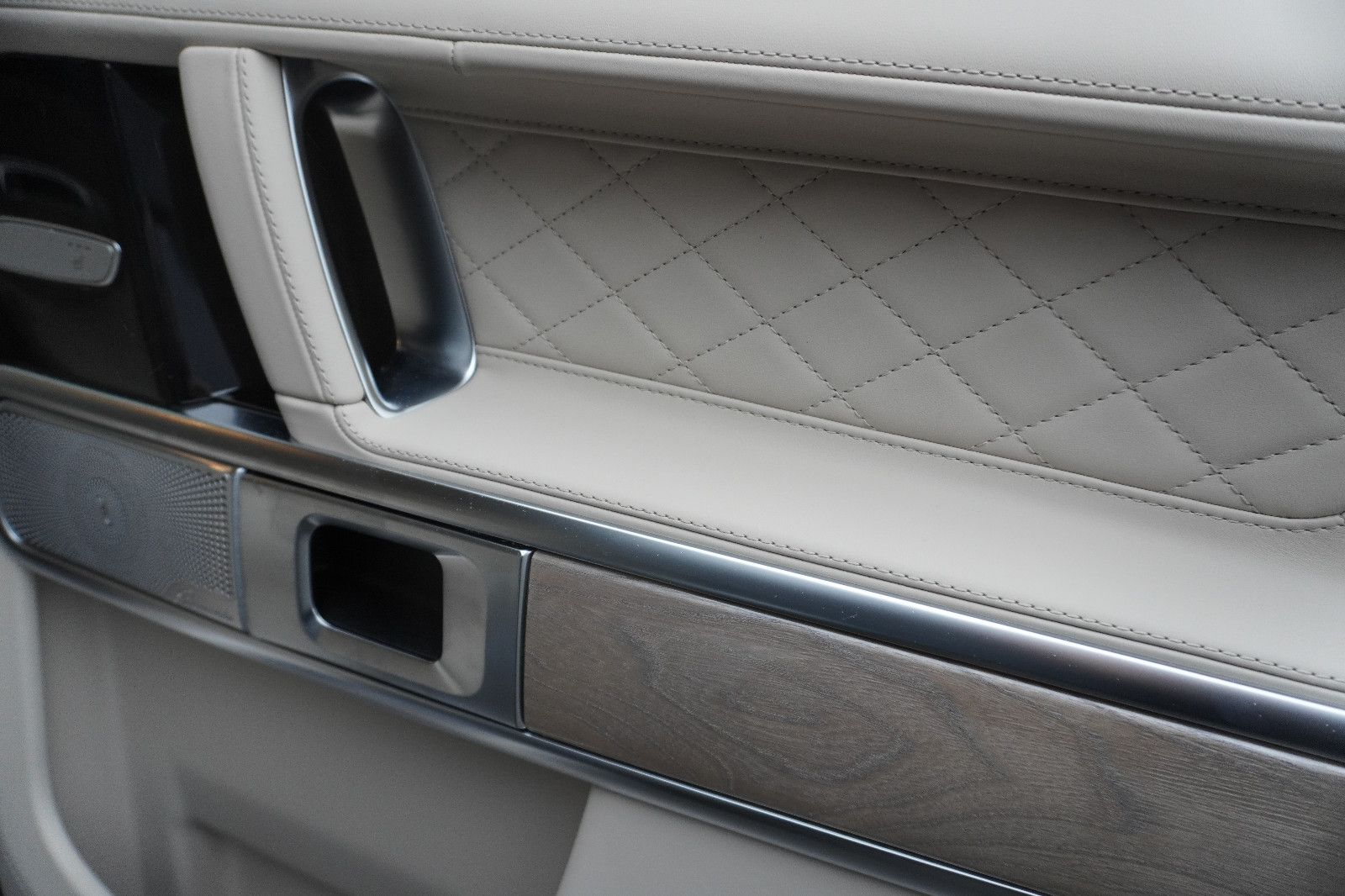 Fahrzeugabbildung Mercedes-Benz G 450 d AMG Line,Superior,