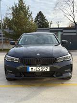 BMW 330i Sport Line Automatic Sport Line - BMW 330 Gebrauchtwagen in München