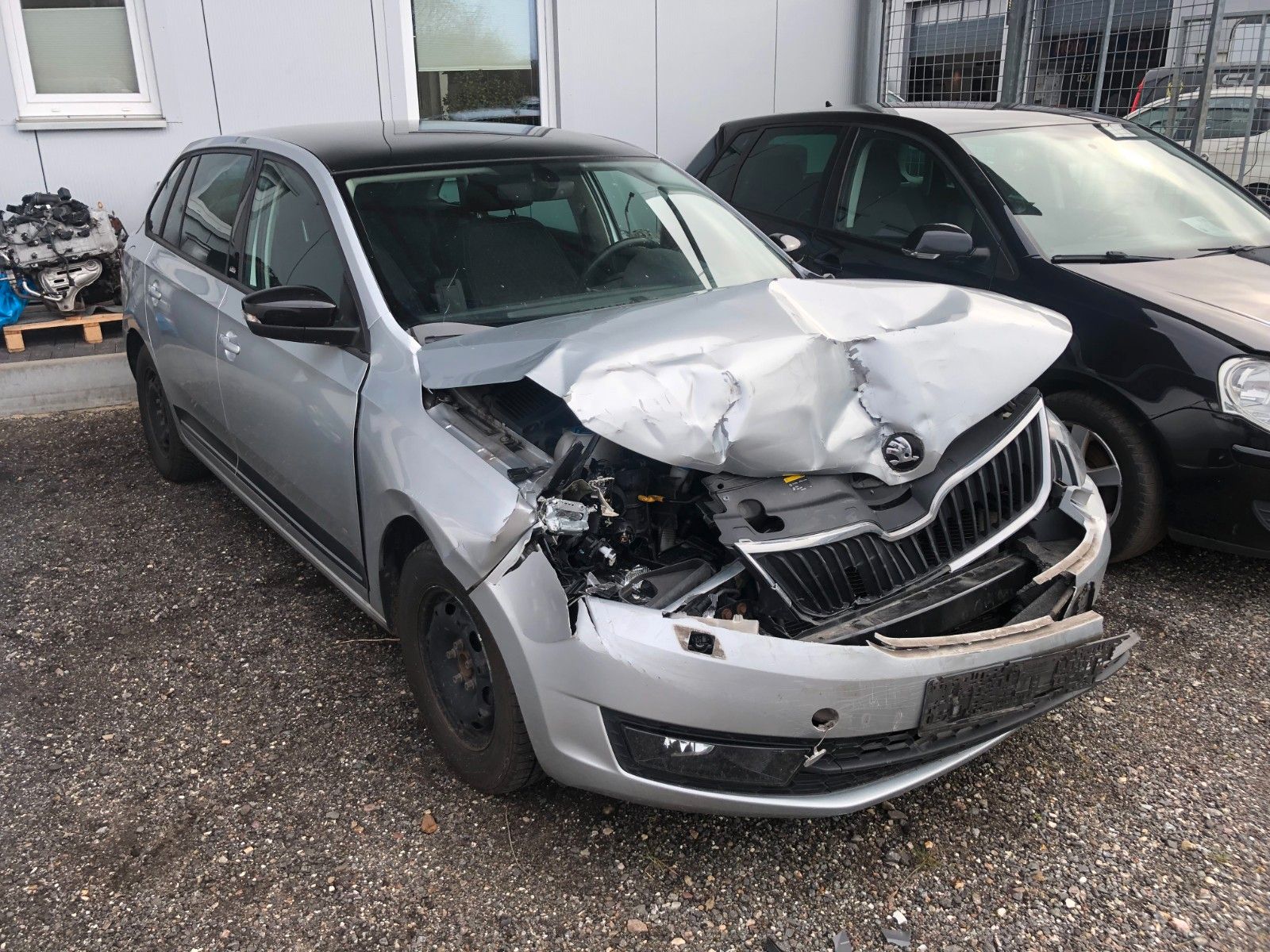 Fahrzeugabbildung SKODA Rapid Spaceback Edition Unfall