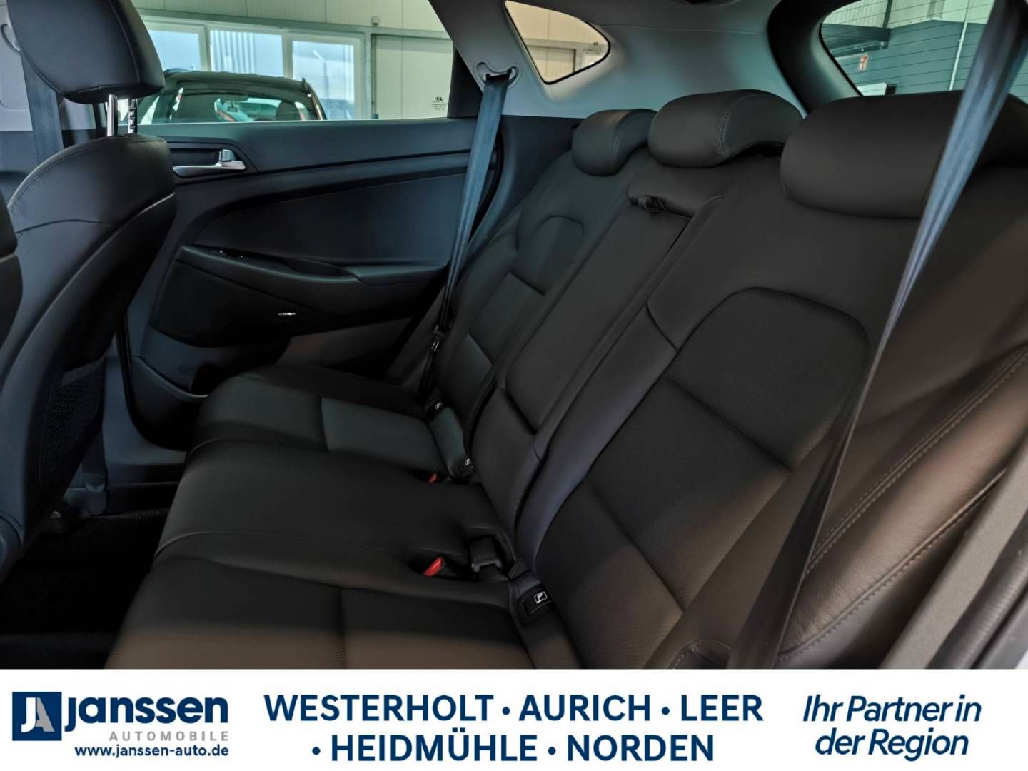 Fahrzeugabbildung Hyundai TUCSON PREMIUM/Panoramadach/Automatik/Navi/Tempo